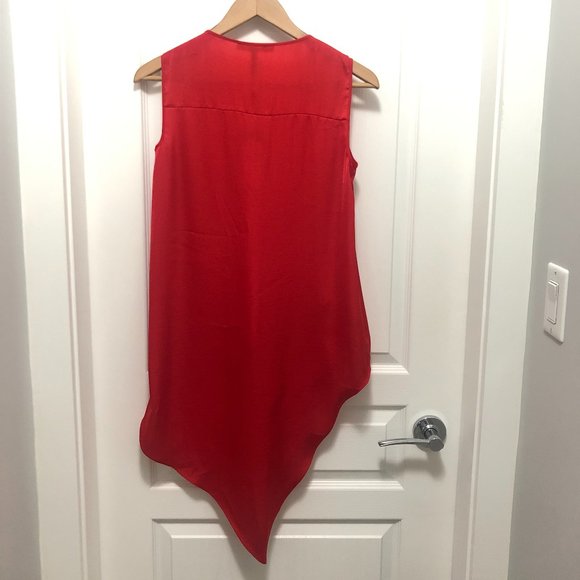 *BRAND NEW* BCBGMaxAzria (Cyprien) Asymmetrical Sleeveless Top - Size XXS - Picture 4 of 9